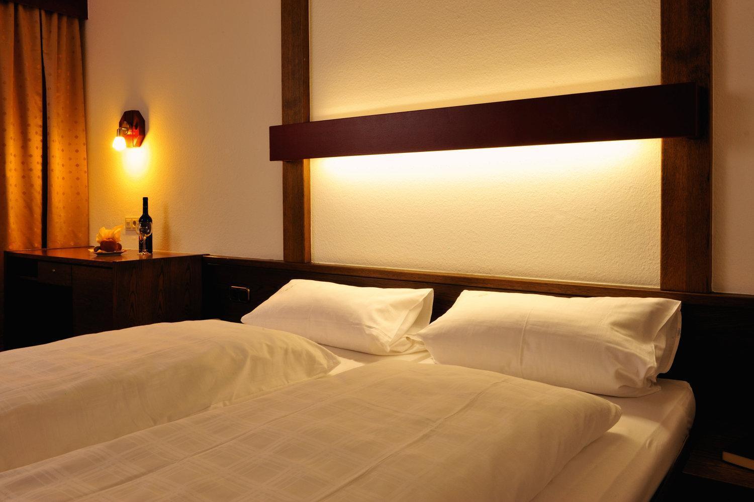 Ottenhofen im Schwarzwald Hotel Pflug מראה חיצוני תמונה