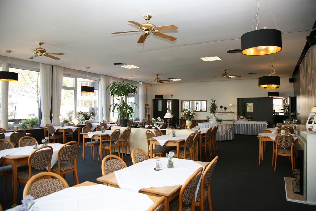 Ottenhofen im Schwarzwald Hotel Pflug מראה חיצוני תמונה