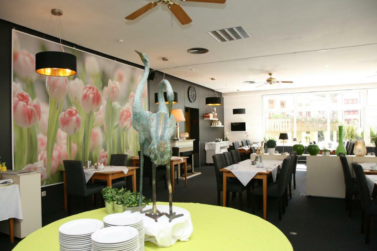 Ottenhofen im Schwarzwald Hotel Pflug מראה חיצוני תמונה