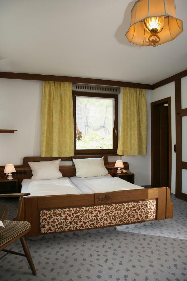 Ottenhofen im Schwarzwald Hotel Pflug מראה חיצוני תמונה